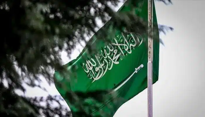 تكاليف تصديق الشهادات